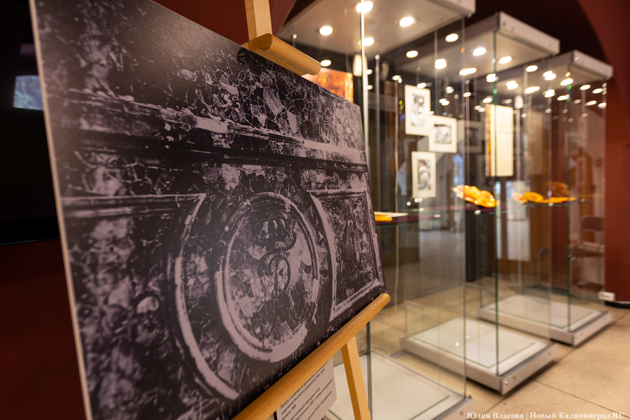 «Денег не было, работы шли»: как воссоздавали Янтарную комнату (фото)