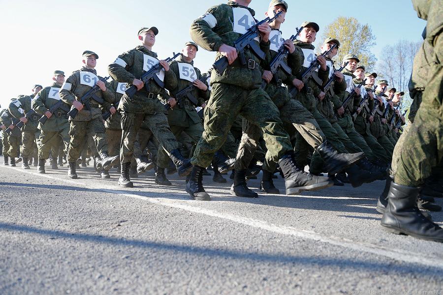 «Смело, товарищи, в ногу»: Калининград начал готовиться к Параду Победы