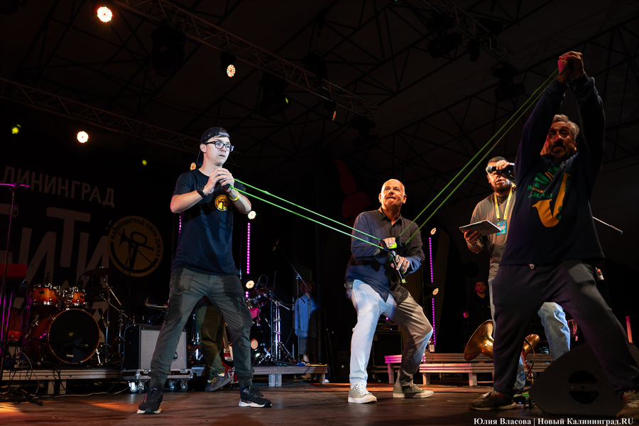 «Совершенный артист» и афро-латино с балканским битом: как открывали «Калининград Сити Джаз» (фото)