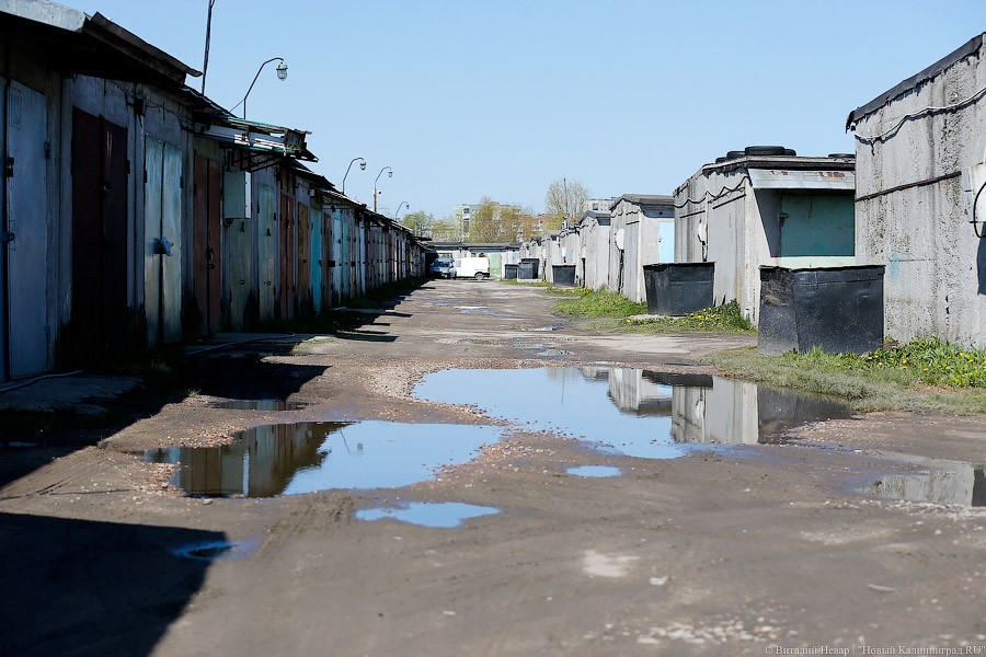 В Калининграде затопило гаражное общество на Острове около стадиона (фото)