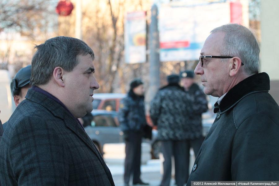 «Министр, лекарства давай!»: репортаж с пикета больных-льготников