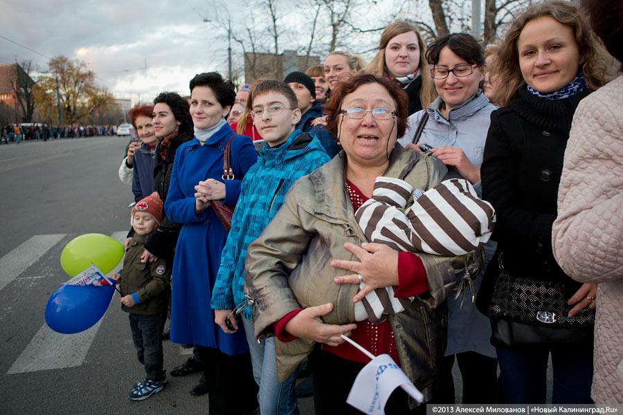 75 оттенков олимпийского: эстафета огня Олимпиады-2014 в Калининграде