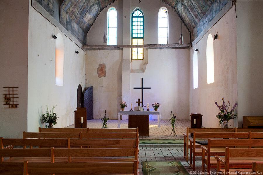 «В войну разрушали меньше»: восстановленная кирха в Гвардейском и ее фрески