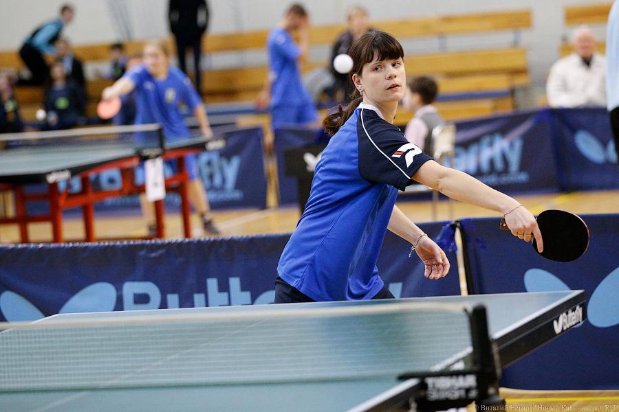 Ракетки и сетка: в Калининграде проходит чемпионат по настольному теннису