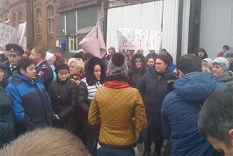 120 сотрудников Черняховского мясокомбината пытаются в суде добиться зарплат
