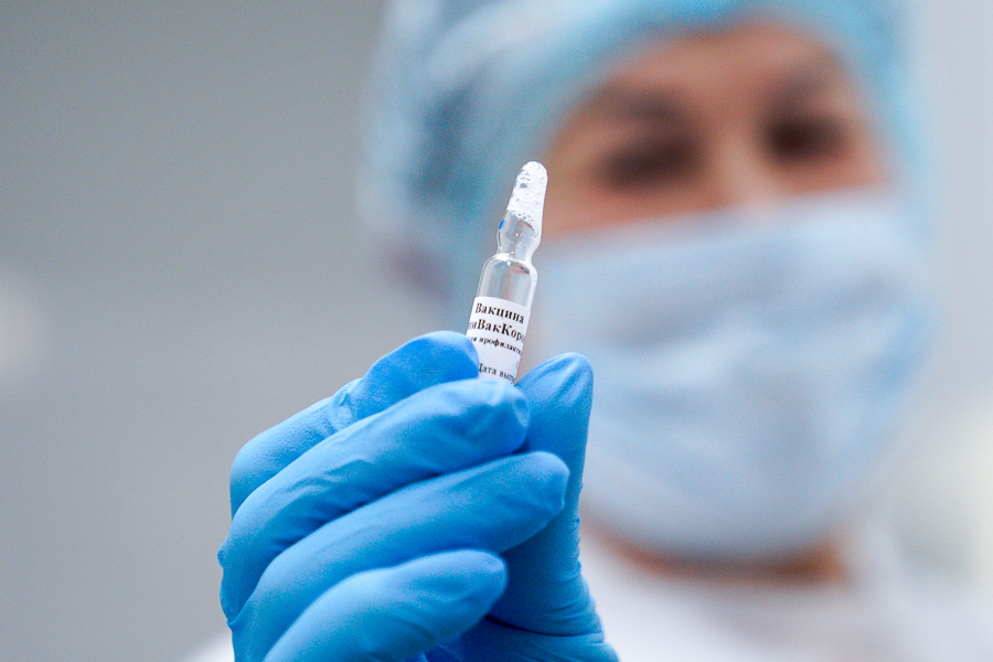 В Минздраве РФ назвали предельную стоимость вакцины «Спутник V»