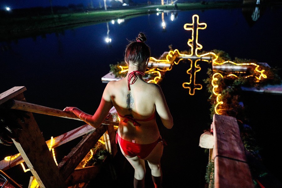 Крещенские купания в стабильный «плюс»: фоторепортаж «Нового Калининграда» (фото)