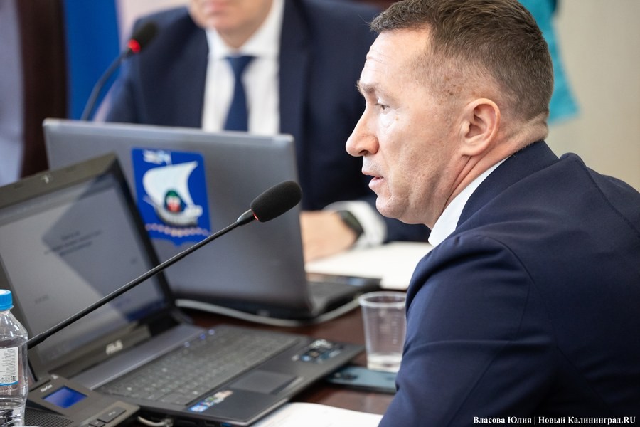 Быков: пробки влияют на психосоматику наших людей
