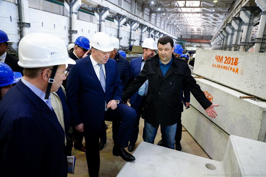 «Скажи им, Андрей»: кто льёт сваи для стадиона к чемпионату мира на Острове