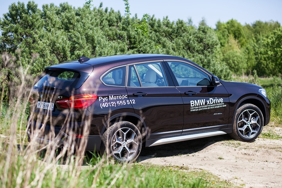 Время первых: тест-драйв компакт-кроссовера BMW X1