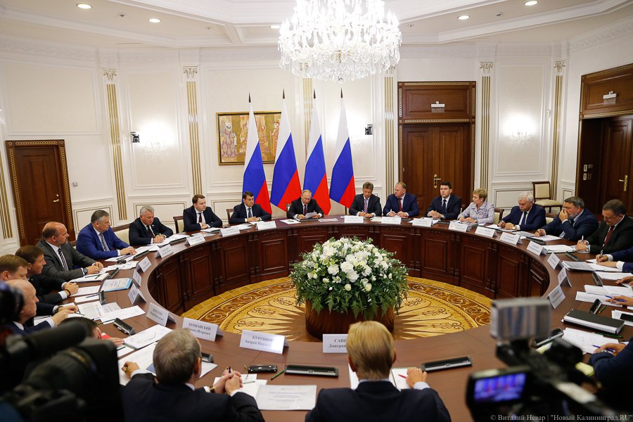 Минфин и Минтранс поспорили из-за парома для Калининграда