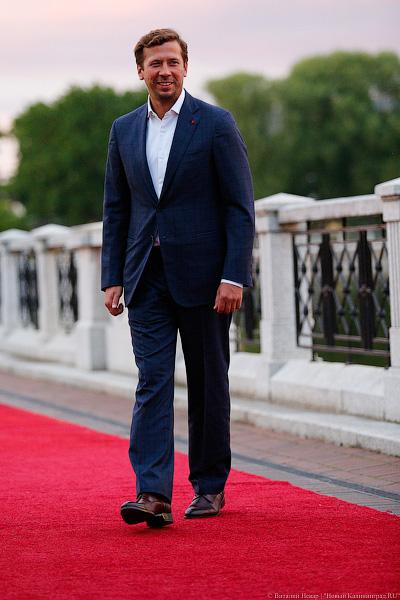 Балет и красная дорожка на набережной: как Верхнее озеро стало «Лебединым»