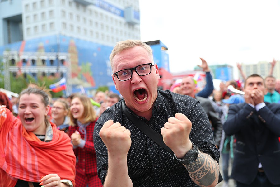 Усы победы: как Калининград болел и радовался за сборную России (фото)