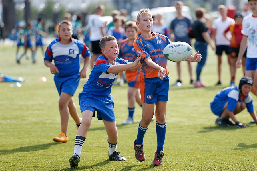 С овальным мячом: как в Калининграде прошёл турнир по регби (фото)