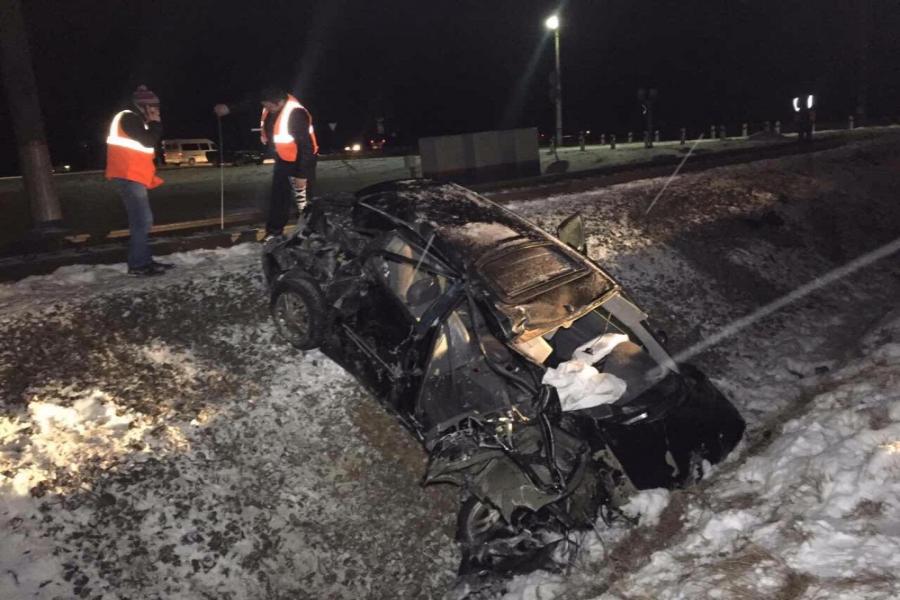 На Чкаловском переезде столкнулись авто и поезд, есть пострадавшие (фото)