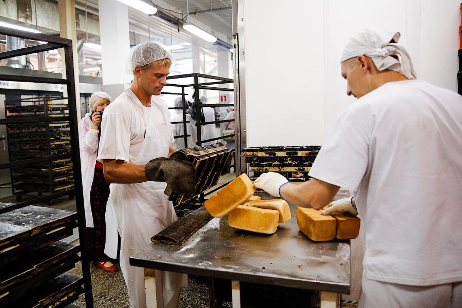 Без паники и спасибо Путину: что думают производители хлеба и консервов о продовольственном эмбарго