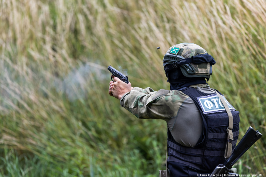 Таможенный спецназ: как проходит чемпионат по служебному двоеборью в Калининградской области (фото)
