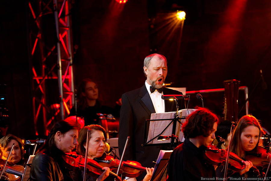 Фестиваль на руинах: в замке Рагнит сыграли музыку Чайковского и Рахманинова (фото)