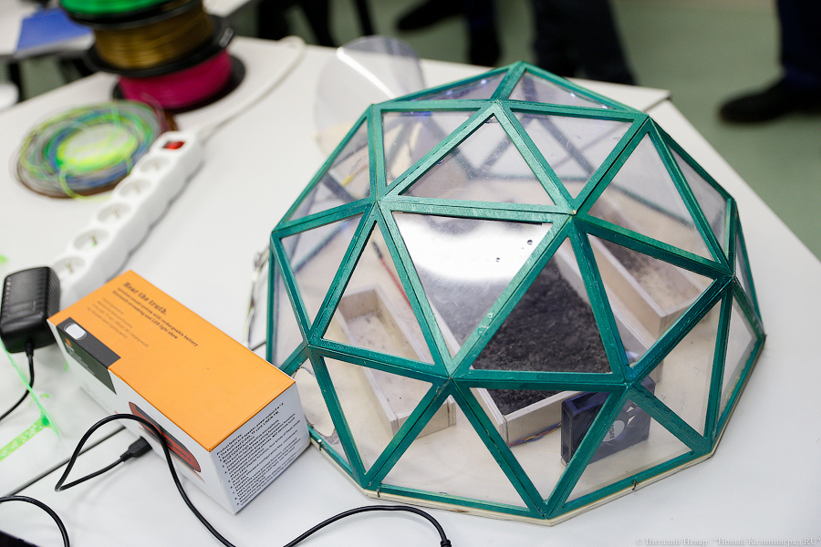 Гениальное место: как Алиханов с одаренными школьниками и IT-шниками общался