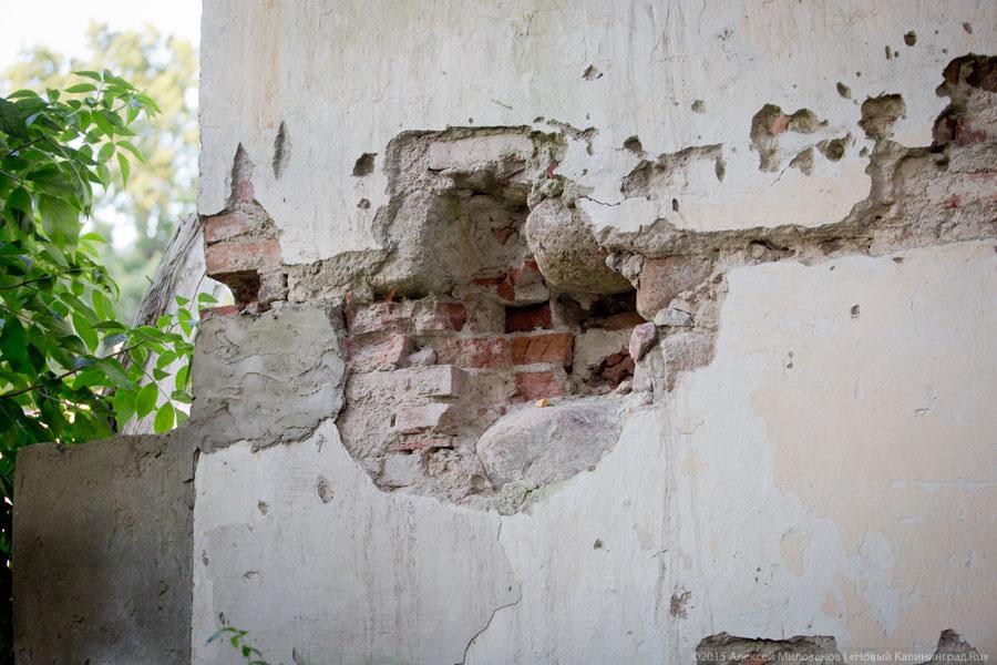 «Когда-то был пожар»: кирха XVIII века в поселке Яблоновка под Озерском