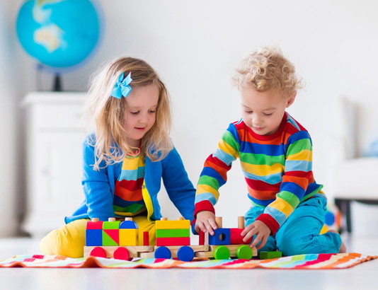 Узнаем, чем полезны деревянные игрушки и как они способствуют развитию детей