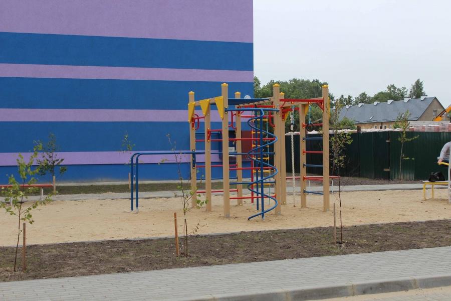 Новая детская площадка во дворе дома №4 ЖК «Балтийская радуга»