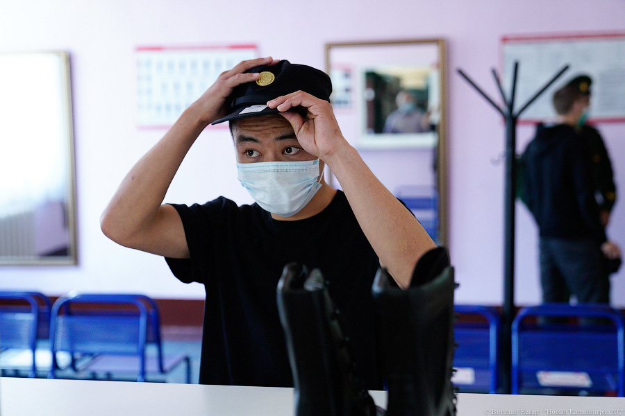 Тесты, маски, прививки: на Балтфлот отправили первых призывников весны-2021 (фото)