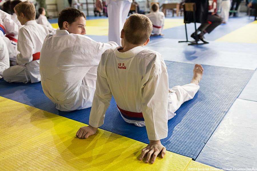 «Из Японии с любовью»: фоторепортаж с Чемпионата области по карате