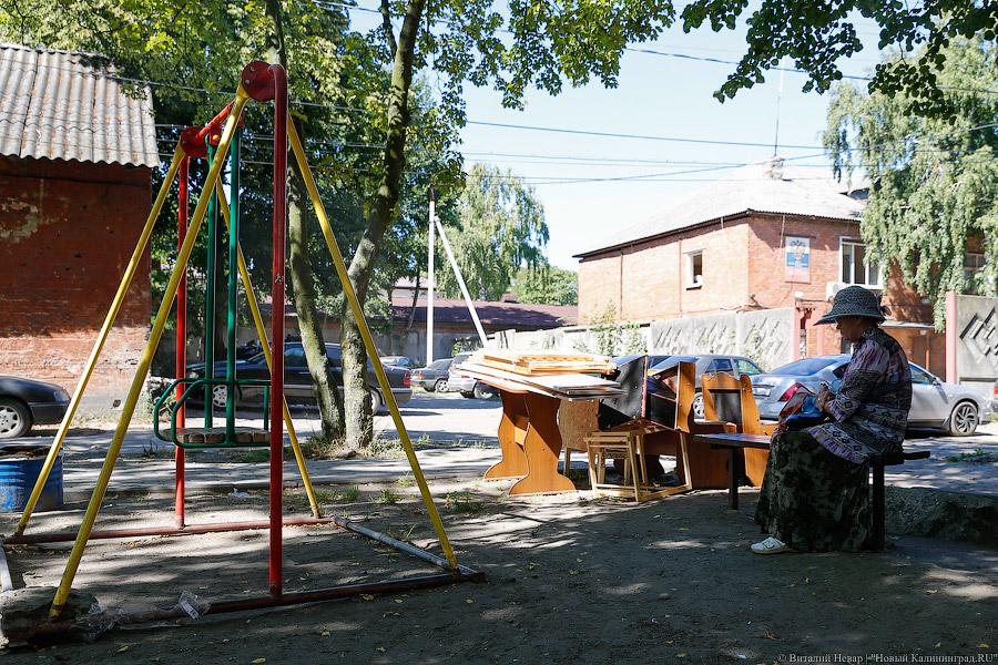 «Придет ОМОН»: жители аварийного дома в Балтийске рискуют оказаться на улице