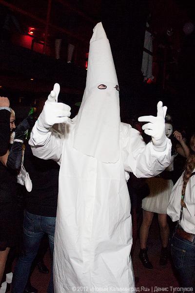 «Живее всех святых»: фоторепортаж с Хэллоуина на «Вагонке»