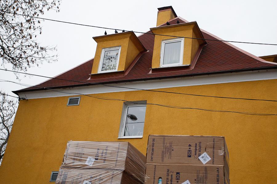 Лишним не будет: как калининградский хоспис встречал благотворительную посылку доктора Лизы