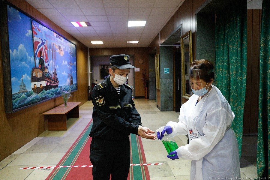 Поправки в палатках: как проходит голосование за изменение Конституции в Балтийске (фото)