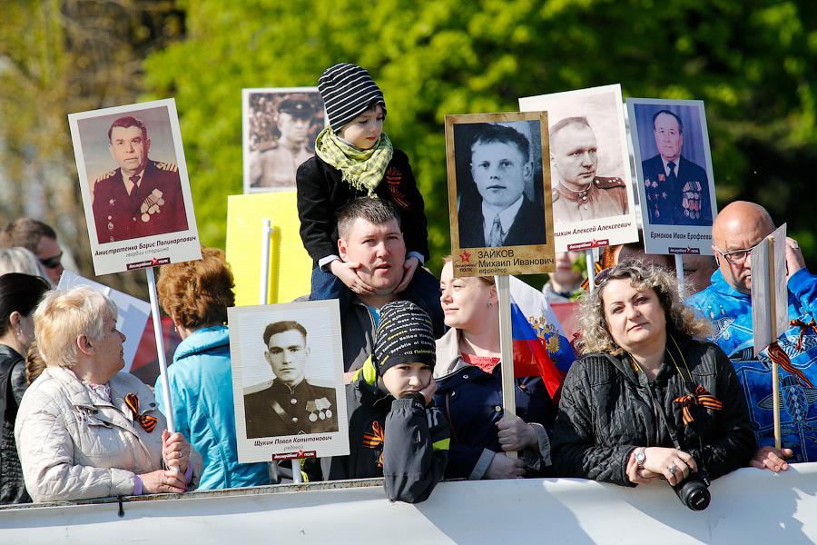 Те, кого не забыли: акция «Бессмертный полк» в Калининграде (фото)