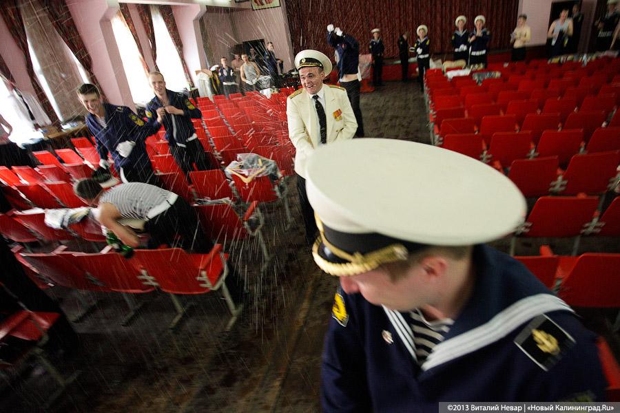 В кильватерном гордом строю: в БВМИ прошёл выпуск лейтенантов