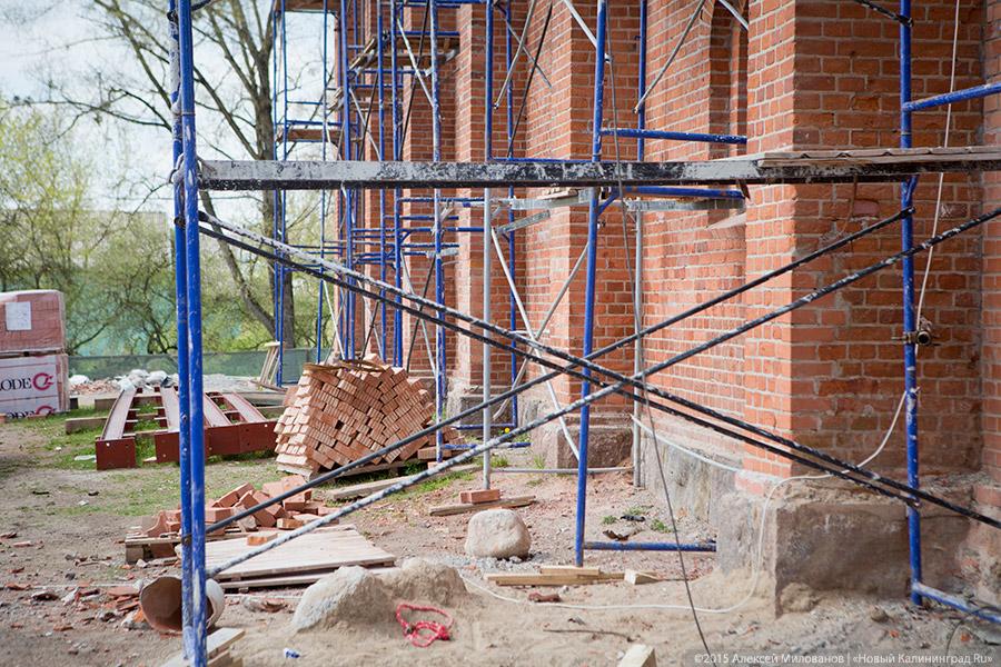 Гнездо преткновения: как проходит реставрация кирхи в Краснолесье