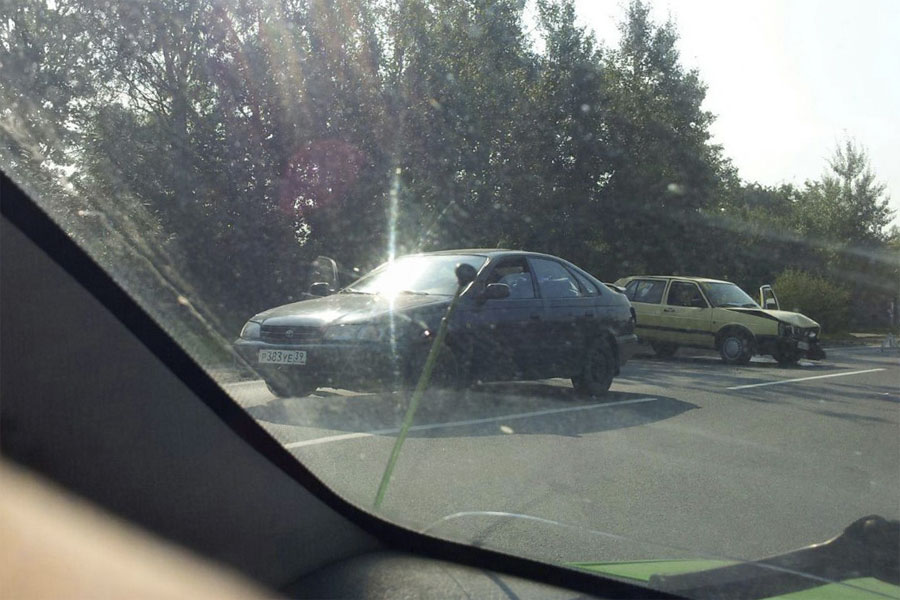 На Окружной в Калининграде столкнулись сразу пять машин