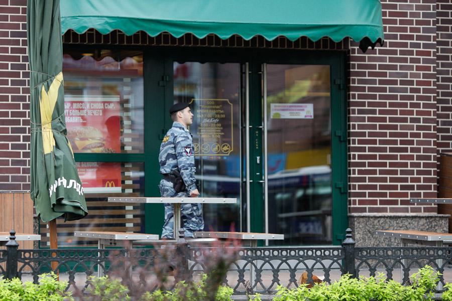 Две «Европы» в кольце: на Ленинском проспекте массовая эвакуация