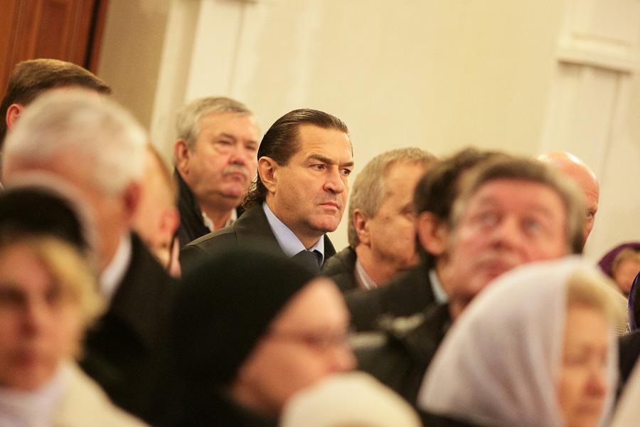 Александр вместо Татьяны: Патриарх Кирилл совершил малое освящение храма на ул. Невского