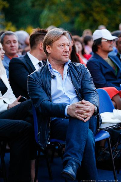 Балет и красная дорожка на набережной: как Верхнее озеро стало «Лебединым»