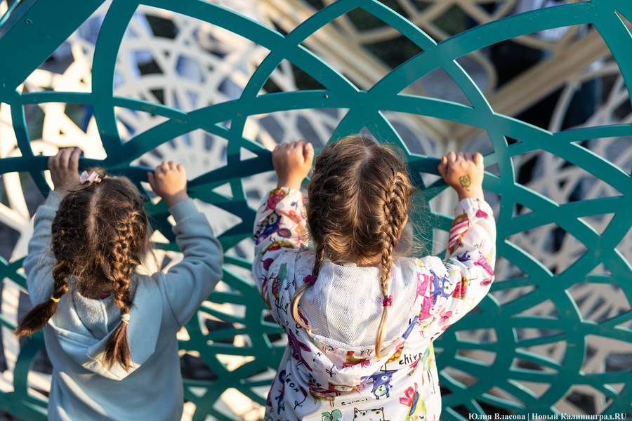 Яркая точка притяжения: как в Гурьевске открывали «Парк света» (фото)