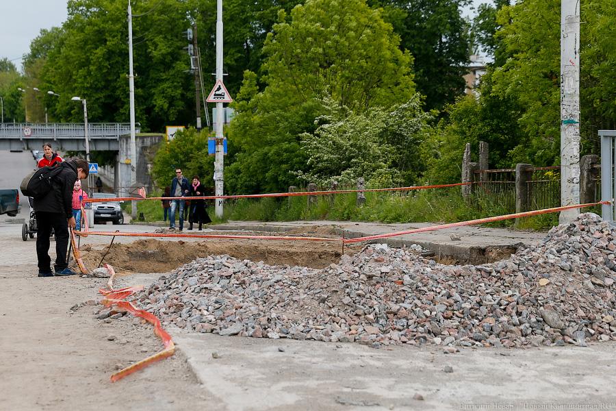 Внезапные коммуникации: как продвигается ремонт моста на Аллее Смелых