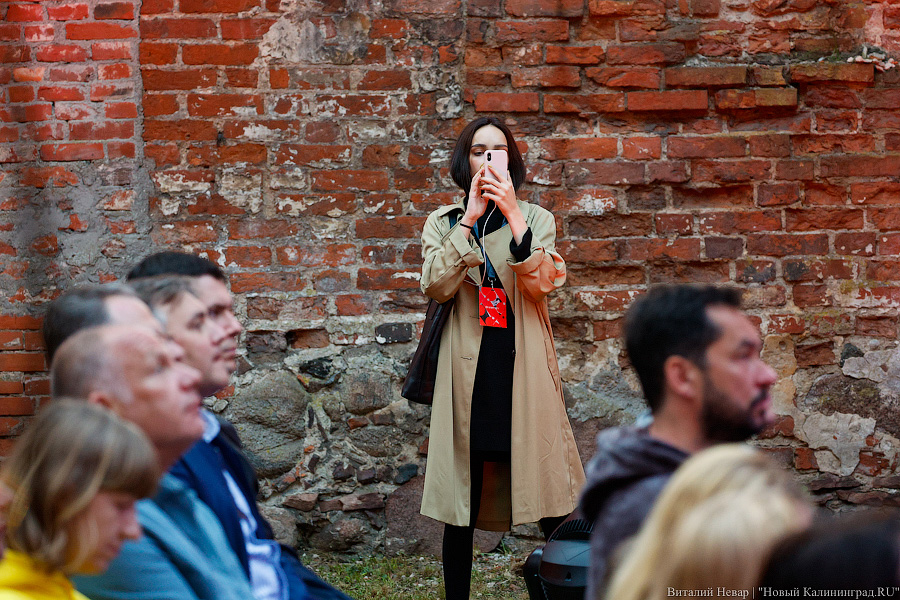 Музыкальное приношение: концерт в руинах кирхи Святого Якоба в фотографиях (фото)