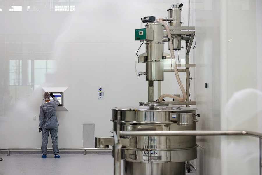 2 миллиарда таблеток: под Калининградом открылся фармакологический завод (фото)