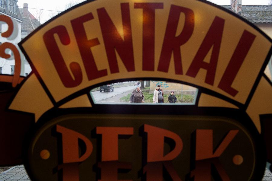 Как у «Друзей»: новая кофейня на улице Коммунистической