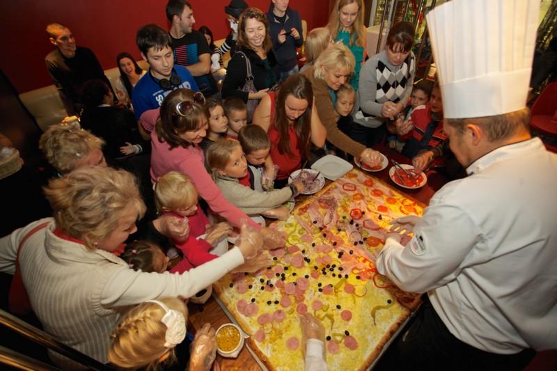 Торжественное открытие новой пиццерии «Дон Ченто» на Красной!