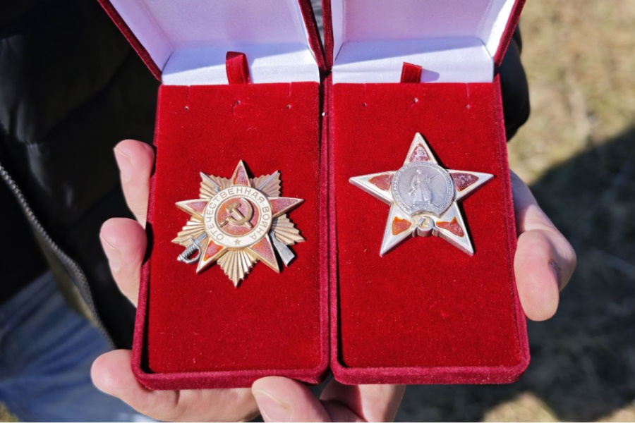 Последний бой Андрея Мишина: поисковики нашли родственников погибшего на Бальге лётчика (фото)