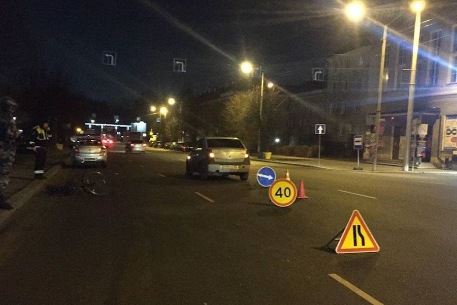 ГИБДД: в ДТП на Октябрьской пострадала 53-летняя велосипедистка