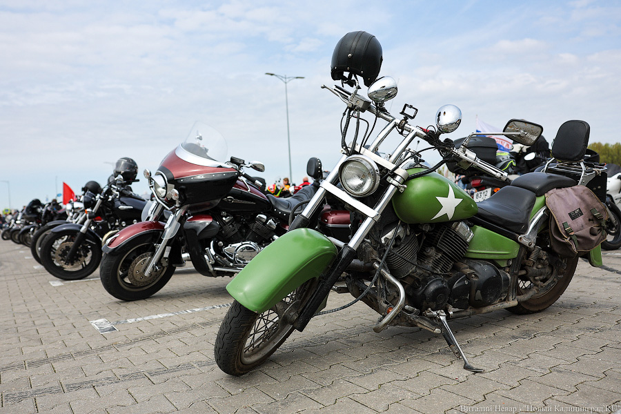 Дреды, шлемы и усы: в Калининграде официально стартовал мотосезон (фото)