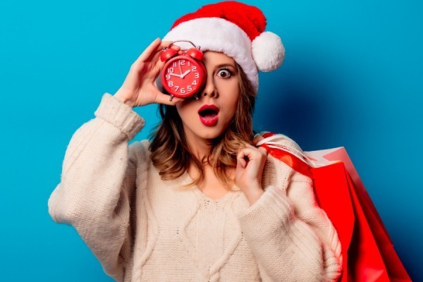 Выбираем подарки к волшебному празднику в ТЦ «Маяк»