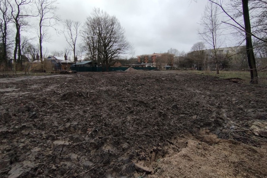 Калининградцы пожаловались Алиханову на вонь после ремонта коллектора в зоопарке (фото)